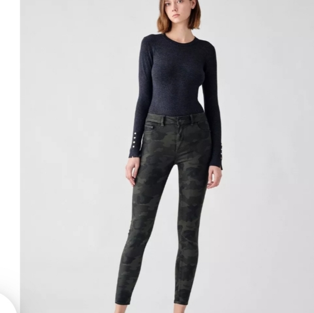 NWT Dl1961 Florence MID RISE COATED CAMO Carver Ankle Jean Women's 24